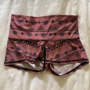 teeki shorts - dusty rose